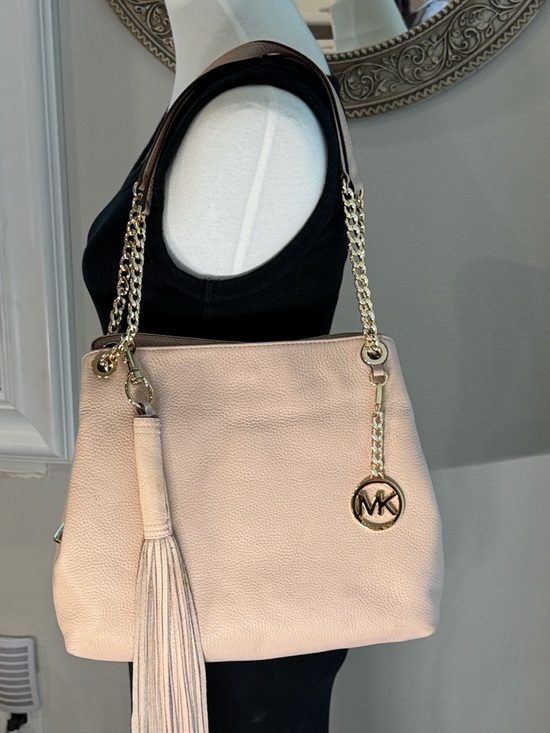 Michael Kors Handbags - Michael Kors Blush Leather Shoulder Bag with Gold Hardware and Tassel